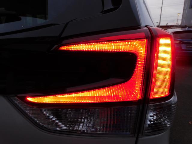 フォレスター Ｘ－ＢＲＥＡＫ　ＥｙｅＳｉｇｈｔ搭載車　ＳＤナビ　Ｒカメラ　ＳＤナビ　リヤビューカメラ　ＥＴＣ２．０　ドライブレコーダー　ＬＥＤアクセサリーライナー　スマートリヤビューミラー　パワーリヤゲート　フットランプ（20枚目）