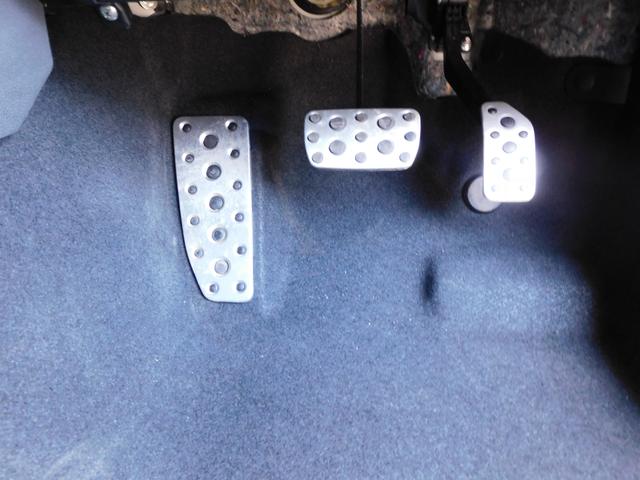 XV 2.0e-S アイサイト SDナビ Rカメラ ETC SDナビ リヤビューカメラ ETC2.0 ドライブレコーダー STIプッシュスタートスイッチ サイドビューカメラ フロントビューカメラ スバルリヤビークルディテクション(26枚目)