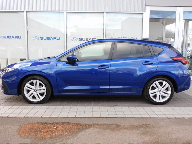 インプレッサ ＳＴインフォメーションディスプレイ（ナビ付）元レンタカー　１１．６インチセンターインフォメーションディスプレイ＆インフォテインメントシステム（ナビ機能付き）　ＥＴＣ　運転席・助手席シートヒーター　ステアリングヒーター（9枚目）