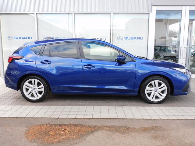 インプレッサ ＳＴインフォメーションディスプレイ（ナビ付）元レンタカー　１１．６インチセンターインフォメーションディスプレイ＆インフォテインメントシステム（ナビ機能付き）　ＥＴＣ　運転席・助手席シートヒーター　ステアリングヒーター（12枚目）