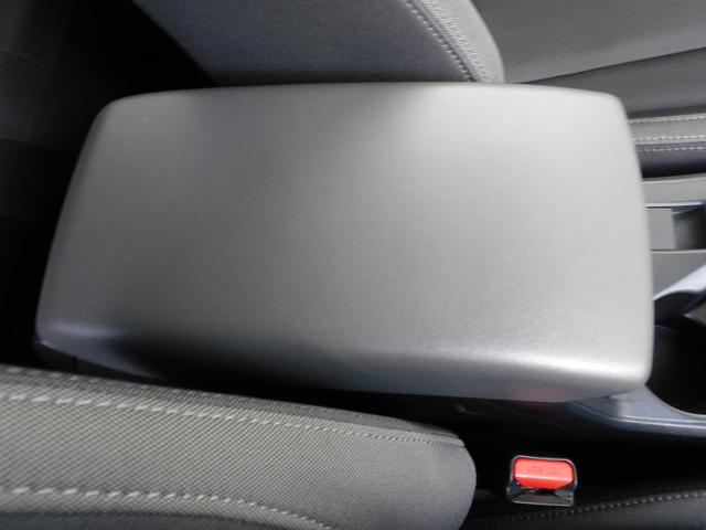 インプレッサ ＳＴインフォメーションディスプレイ（ナビ付）元レンタカー　１１．６インチセンターインフォメーションディスプレイ＆インフォテインメントシステム（ナビ機能付き）　ＥＴＣ　運転席・助手席シートヒーター　ステアリングヒーター（27枚目）