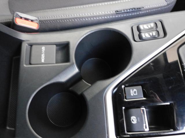 インプレッサ ＳＴインフォメーションディスプレイ（ナビ付）元レンタカー　１１．６インチセンターインフォメーションディスプレイ＆インフォテインメントシステム（ナビ機能付き）　ＥＴＣ　運転席・助手席シートヒーター　ステアリングヒーター（29枚目）