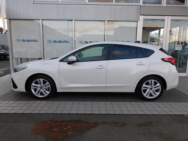 インプレッサ ＳＴインフォメーションディスプレイ（ナビ付）元レンタカー　１１．６インチセンターインフォメーションディスプレイ＆インフォテインメントシステム（ナビ機能付き）　ＥＴＣ　運転席・助手席シートヒーター　ステアリングヒーター（9枚目）