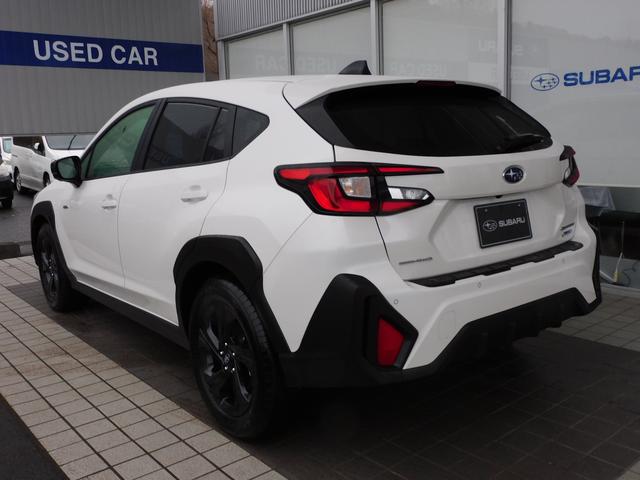 クロストレック 元レンタカー　インフォメーションディスプレイ（ナビ付）　アイサイト　ＥＴＣ　インフォメーションディスプレイ（ナビ機能付き）　左右独立温度調整機能付きオートエアコン　パワーシート（8枚目）