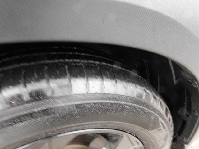 クロストレック 元レンタカー　インフォメーションディスプレイ（ナビ付）　アイサイト　ＥＴＣ　インフォメーションディスプレイ（ナビ機能付き）　左右独立温度調整機能付きオートエアコン　パワーシート（16枚目）