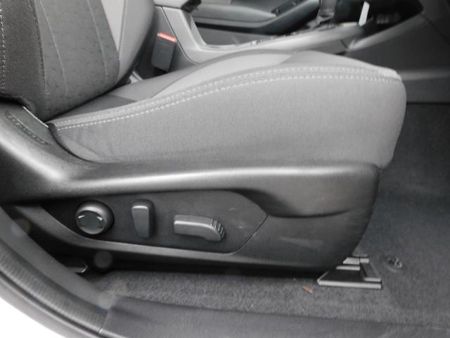 クロストレック 元レンタカー　インフォメーションディスプレイ（ナビ付）　アイサイト　ＥＴＣ　インフォメーションディスプレイ（ナビ機能付き）　左右独立温度調整機能付きオートエアコン　パワーシート（28枚目）