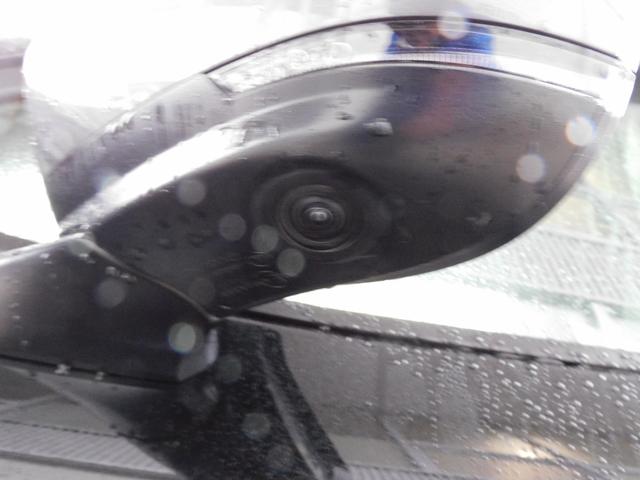 クロストレック リミテッド　インフォメーションディスプレイ（ナビ機能付）　１１．６インチインフォメーションディスプレイ　新世代アイサイト　全周囲カメラ　バックカメラ　左右独立温簿調整機能付きオートエアコン（13枚目）