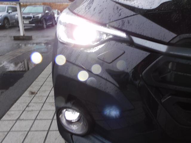 クロストレック リミテッド　インフォメーションディスプレイ（ナビ機能付）　１１．６インチインフォメーションディスプレイ　新世代アイサイト　全周囲カメラ　バックカメラ　左右独立温簿調整機能付きオートエアコン（19枚目）