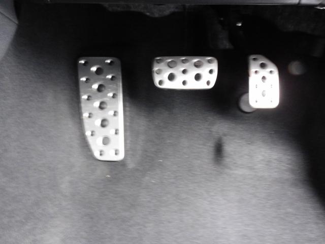 クロストレック リミテッド　インフォメーションディスプレイ（ナビ機能付）　１１．６インチインフォメーションディスプレイ　新世代アイサイト　全周囲カメラ　バックカメラ　左右独立温簿調整機能付きオートエアコン（26枚目）