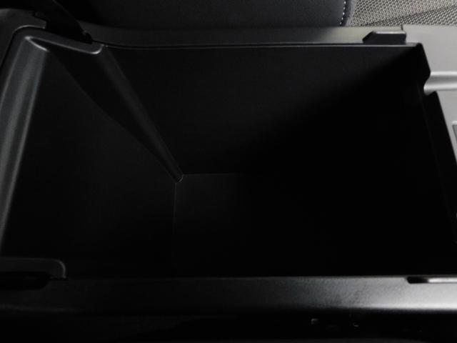 クロストレック リミテッド　インフォメーションディスプレイ（ナビ機能付）　１１．６インチインフォメーションディスプレイ　新世代アイサイト　全周囲カメラ　バックカメラ　左右独立温簿調整機能付きオートエアコン（30枚目）