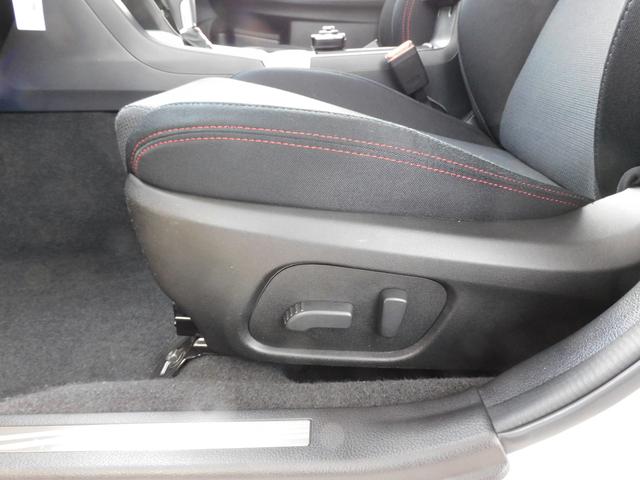 ＷＲＸ Ｓ４ ２．０ＧＴ　ＥｙｅＳｉｇｈｔ　ＳＤナビ　Ｒカメラ　ＥＴＣ　ＳＤナビ　リヤビューカメラ　ＥＴＣ２．０　ＬＥＤアクセサリーライナー　スバルリヤビークルディテクション　フットランプ　サイドビューカメラ　オートライト＆オートワイパー（61枚目）