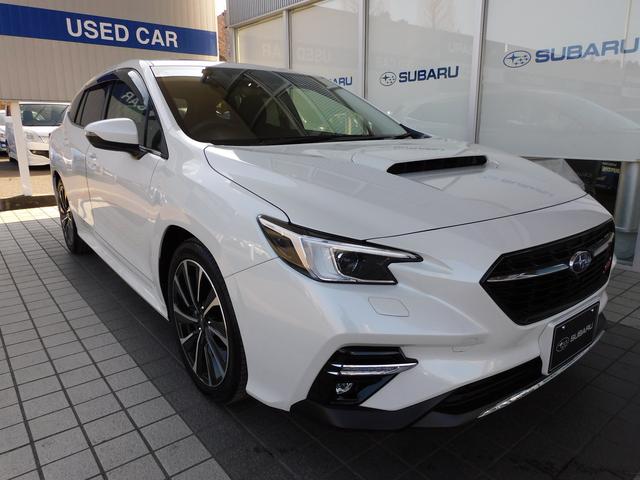 レヴォーグ ＳＴＩスポーツＲ　ＥＸセンターインフォメーションディスプレイ　１１．６インチセンターインフォメーションディスプレイ＆インフォテインメントシステム　ＥＴＣ２．０　ドライブレコーダー　ＬＥＤアクセサリーライナー　リヤビュー・サイドビュー・フロントビューカメラ（11枚目）