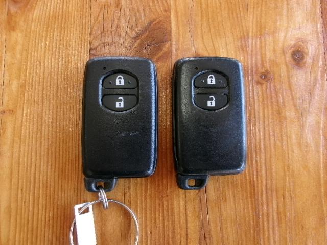 プリウス G 純正HDDナビ・地デジ・バックカメラ・Bluetooth・ビルドインETC・クルーズコントロール・フォグランプ・プッシュスタート・スマートキー(38枚目)