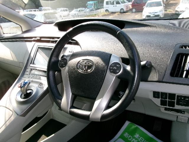 プリウス G 後期型・純正8インチHDDナビ・地デジ・バックカメラ・Bluetooth・ビルドインETC・ハーフレザーシート・クルーズコントロール・AC100V対応・HIDヘッドライト・フォグランプ・スマートキー(13枚目)