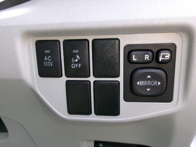 プリウス G 後期型・純正8インチHDDナビ・地デジ・バックカメラ・Bluetooth・ビルドインETC・ハーフレザーシート・クルーズコントロール・AC100V対応・HIDヘッドライト・フォグランプ・スマートキー(25枚目)