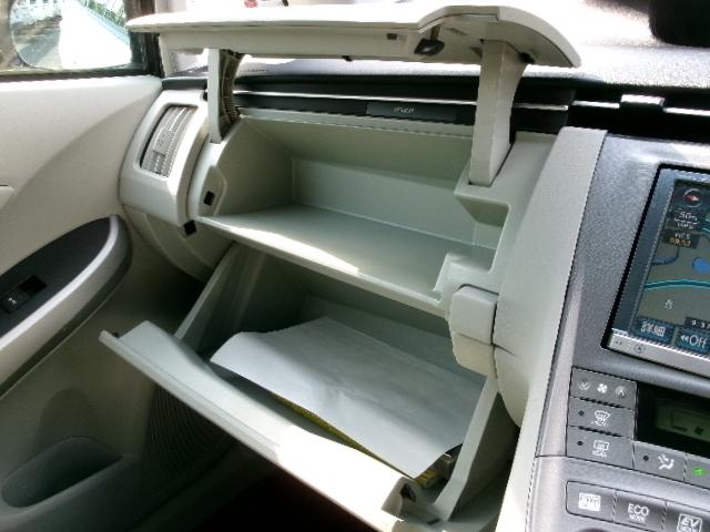 プリウス G 後期型・純正8インチHDDナビ・地デジ・バックカメラ・Bluetooth・ビルドインETC・ハーフレザーシート・クルーズコントロール・AC100V対応・HIDヘッドライト・フォグランプ・スマートキー(35枚目)