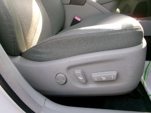 プリウス G 後期型・純正8インチHDDナビ・地デジ・バックカメラ・Bluetooth・ビルドインETC・ハーフレザーシート・クルーズコントロール・AC100V対応・HIDヘッドライト・フォグランプ・スマートキー(36枚目)