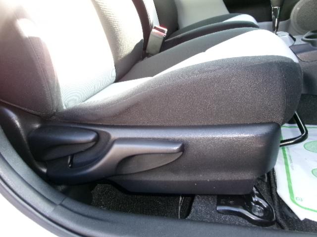 アクア Ｓ　純正ＨＤＤナビ・地デジ・バックカメラ・Ｂｌｕｅｔｏｏｔｈ・ＥＴＣ・プッシュスタート・スマートキー（30枚目）