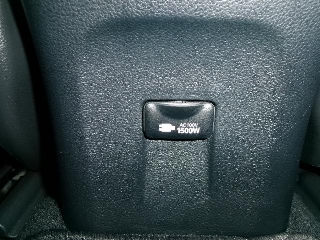 プリウス Ｓ　後期型・トヨタセーフティセンス・純正ＳＤナビ・地デジ・バックカメラ・Ｂｌｕｅｔｏｏｔｈ・ビルドインＥＴＣ・クルーズコントロール・ＬＥＤヘッドライト・ＡＣ１００Ｖ対応・プッシュスタート・スマートキー（30枚目）