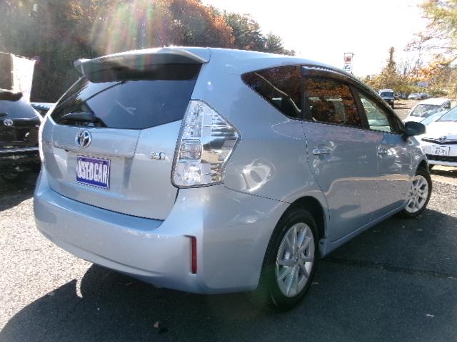 プリウスアルファ Ｓ　純正ＳＤナビ・地デジ・バックカメラ・Ｂｌｕｅｔｏｏｔｈ・ビルドインＥＴＣ・純正アルミホイール・フォグランプ・プッシュスタート・スマートキー（8枚目）