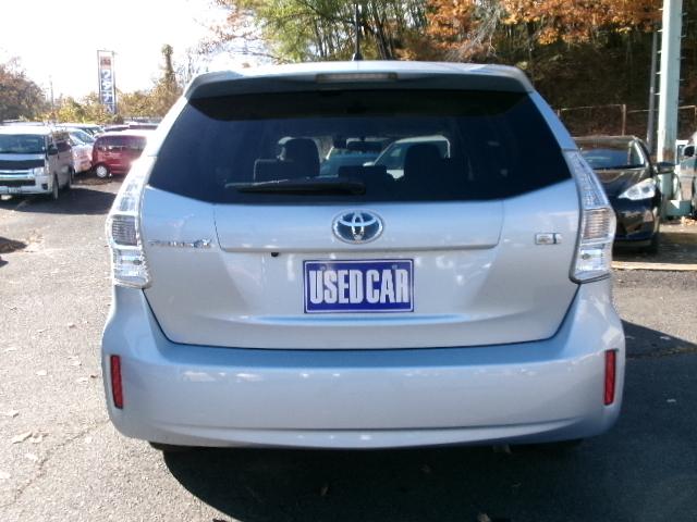 プリウスアルファ Ｓ　純正ＳＤナビ・地デジ・バックカメラ・Ｂｌｕｅｔｏｏｔｈ・ビルドインＥＴＣ・純正アルミホイール・フォグランプ・プッシュスタート・スマートキー（10枚目）