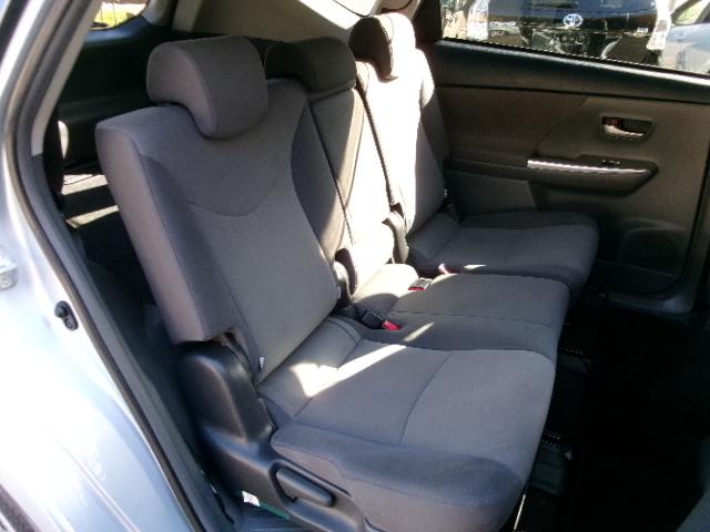 プリウスアルファ Ｓ　純正ＳＤナビ・地デジ・バックカメラ・Ｂｌｕｅｔｏｏｔｈ・ビルドインＥＴＣ・純正アルミホイール・フォグランプ・プッシュスタート・スマートキー（15枚目）