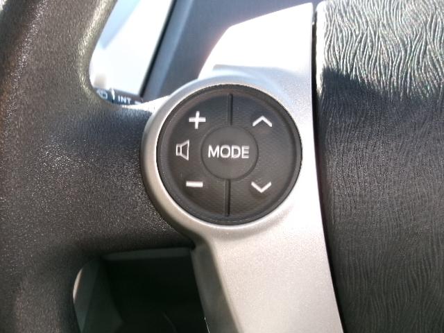 プリウスアルファ Ｓ　純正ＳＤナビ・地デジ・バックカメラ・Ｂｌｕｅｔｏｏｔｈ・ビルドインＥＴＣ・純正アルミホイール・フォグランプ・プッシュスタート・スマートキー（27枚目）