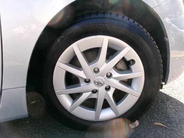 プリウスアルファ Ｓ　純正ＳＤナビ・地デジ・バックカメラ・Ｂｌｕｅｔｏｏｔｈ・ビルドインＥＴＣ・純正アルミホイール・フォグランプ・プッシュスタート・スマートキー（41枚目）