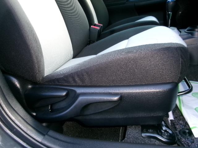 アクア S 純正SDナビ・地デジ・バックカメラ・Bluetooth・ETC・プッシュスタート・スマートキー(31枚目)