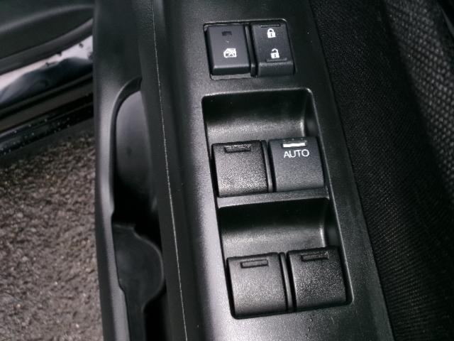 N-BOXカスタム G・Aパッケージ 4WD・シティブレーキアクティブシステム・メモリーナビ・地デジ・バックカメラ・Bluetooth・パワースライドドア・モデューロ14インチアルミホイール・HIDヘッドライト・フォグランプ・スマートキー(27枚目)