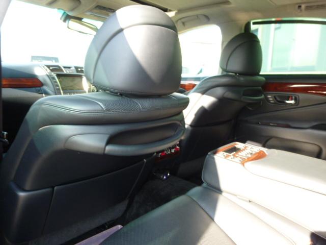 LS460 バージョンU Iパッケージ Sルーフ 黒革シート(16枚目)
