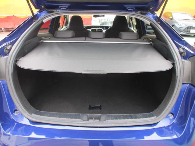 プリウス Ｓ　純正ナビ　フルセグＴＶ　バックカメラ　ＤＶＤ再生　Ｂｌｕｅｔｏｏｔｈオーディオ　オートエアコン　ＬＥＤヘッドライト　ＬＥＤフォグランプ　ＥＴＣ　純正アルミホイール（18枚目）