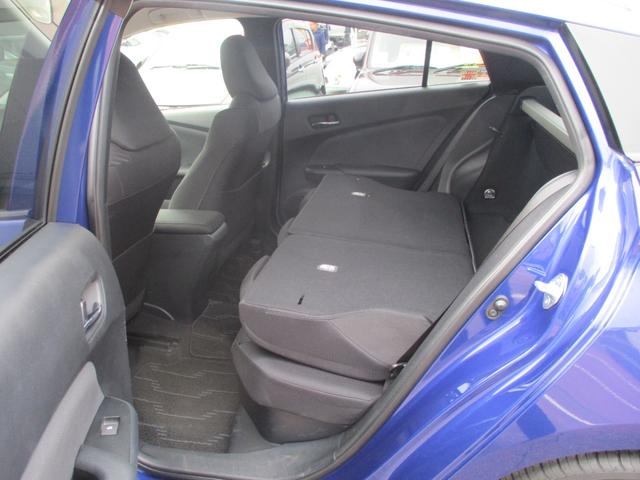 プリウス Ｓ　純正ナビ　フルセグＴＶ　バックカメラ　ＤＶＤ再生　Ｂｌｕｅｔｏｏｔｈオーディオ　オートエアコン　ＬＥＤヘッドライト　ＬＥＤフォグランプ　ＥＴＣ　純正アルミホイール（19枚目）