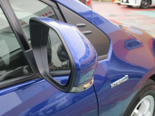 プリウス Ｓ　純正ナビ　フルセグＴＶ　バックカメラ　ＤＶＤ再生　Ｂｌｕｅｔｏｏｔｈオーディオ　オートエアコン　ＬＥＤヘッドライト　ＬＥＤフォグランプ　ＥＴＣ　純正アルミホイール（33枚目）