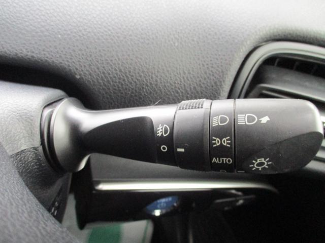 プリウス Ｓ　純正ナビ　フルセグＴＶ　バックカメラ　ＤＶＤ再生　Ｂｌｕｅｔｏｏｔｈオーディオ　オートエアコン　ＬＥＤヘッドライト　ＬＥＤフォグランプ　ＥＴＣ　純正アルミホイール（44枚目）