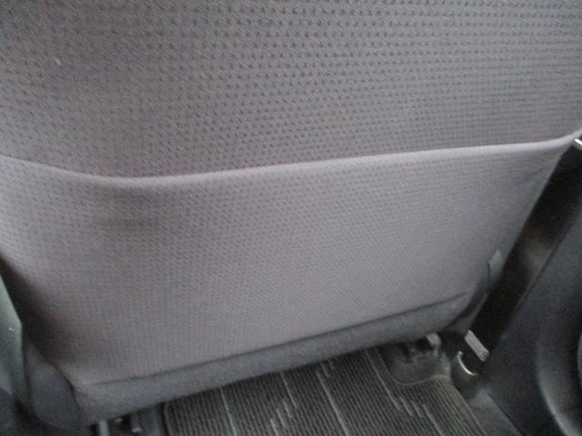 プリウス Ｓ　純正ナビ　フルセグＴＶ　バックカメラ　ＤＶＤ再生　Ｂｌｕｅｔｏｏｔｈオーディオ　オートエアコン　ＬＥＤヘッドライト　ＬＥＤフォグランプ　ＥＴＣ　純正アルミホイール（57枚目）