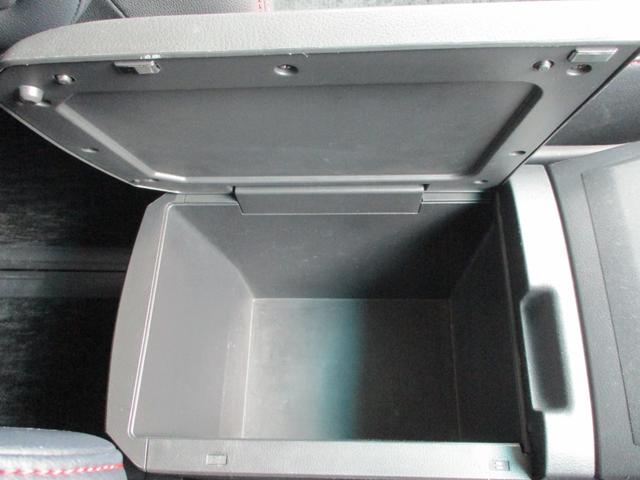 ヴェルファイア 2.4Z ゴールデンアイズ 社外ナビ フルセグTV バックカメラ 両側パワースライドドア パワーリアゲート スマートキー&プッシュスタート サンルーフ Bluetoothオーディオ ハーフレザーシート オートエアコン ETC(47枚目)