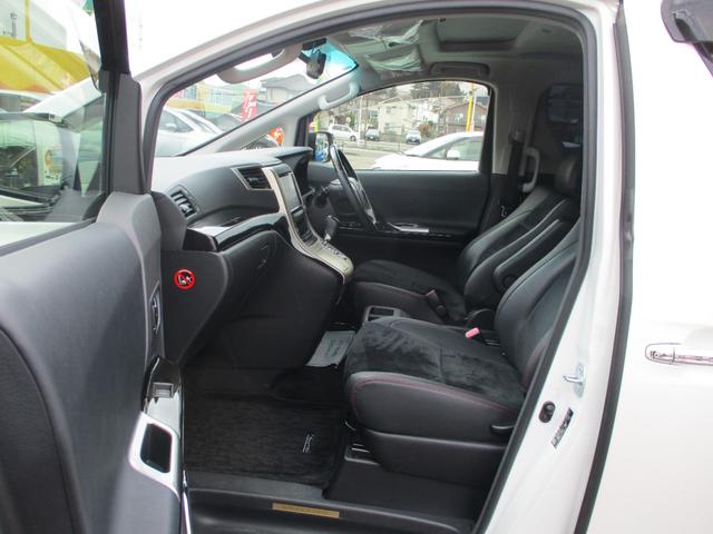 ヴェルファイア 2.4Z ゴールデンアイズ 社外ナビ フルセグTV バックカメラ 両側パワースライドドア パワーリアゲート スマートキー&プッシュスタート サンルーフ Bluetoothオーディオ ハーフレザーシート オートエアコン ETC(50枚目)