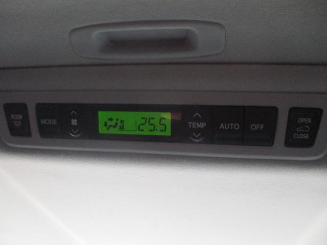 ヴェルファイア 2.4Z ゴールデンアイズ 社外ナビ フルセグTV バックカメラ 両側パワースライドドア パワーリアゲート スマートキー&プッシュスタート サンルーフ Bluetoothオーディオ ハーフレザーシート オートエアコン ETC(54枚目)