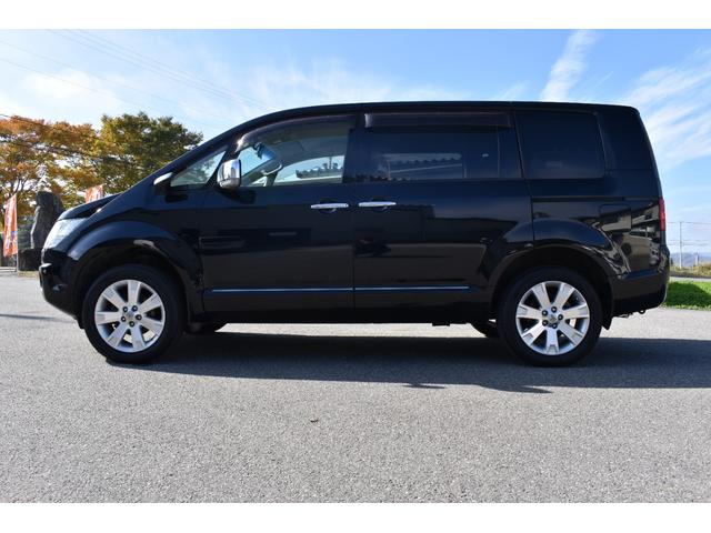 デリカD:5 シャモニー /7人乗り/4WD /純正HDDナビ/キャプテンシート/フロントカメラ/バックカメラ/サイドカメラ/クルーズコントロール/HIDヘッドライト/フルセグTV/ETC/盗難防止装置/中古スタッドレスタイヤセット/保証付き(5枚目)