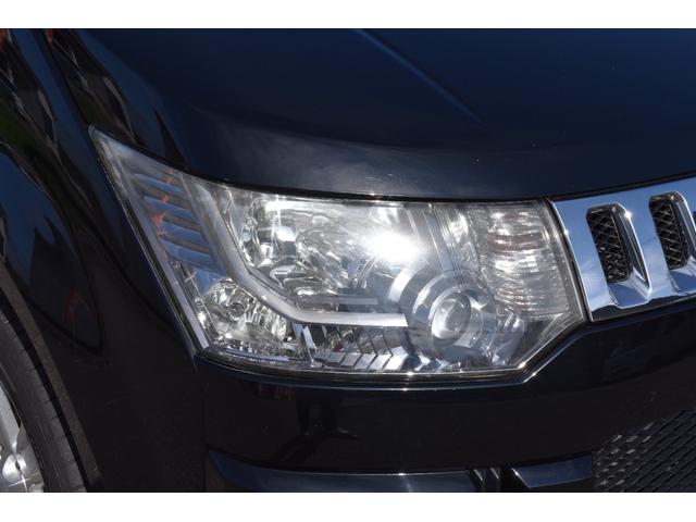 デリカD:5 シャモニー /7人乗り/4WD /純正HDDナビ/キャプテンシート/フロントカメラ/バックカメラ/サイドカメラ/クルーズコントロール/HIDヘッドライト/フルセグTV/ETC/盗難防止装置/中古スタッドレスタイヤセット/保証付き(11枚目)