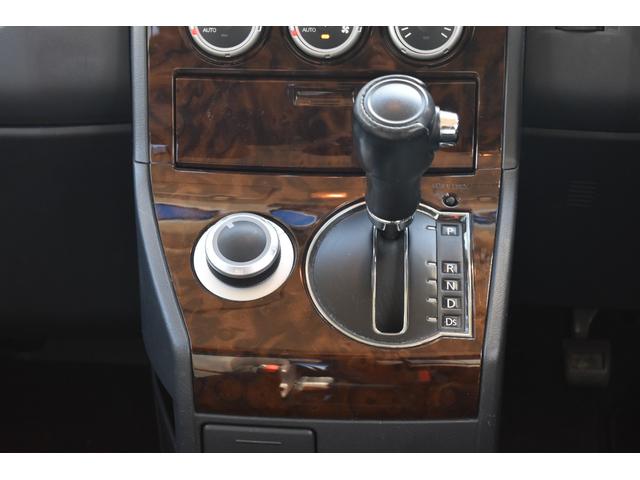 デリカD:5 シャモニー /7人乗り/4WD /純正HDDナビ/キャプテンシート/フロントカメラ/バックカメラ/サイドカメラ/クルーズコントロール/HIDヘッドライト/フルセグTV/ETC/盗難防止装置/中古スタッドレスタイヤセット/保証付き(18枚目)