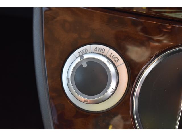 デリカD:5 シャモニー /7人乗り/4WD /純正HDDナビ/キャプテンシート/フロントカメラ/バックカメラ/サイドカメラ/クルーズコントロール/HIDヘッドライト/フルセグTV/ETC/盗難防止装置/中古スタッドレスタイヤセット/保証付き(25枚目)