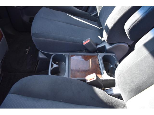 デリカD:5 シャモニー /7人乗り/4WD /純正HDDナビ/キャプテンシート/フロントカメラ/バックカメラ/サイドカメラ/クルーズコントロール/HIDヘッドライト/フルセグTV/ETC/盗難防止装置/中古スタッドレスタイヤセット/保証付き(28枚目)