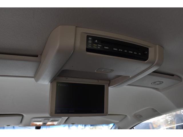 デリカD:5 シャモニー /7人乗り/4WD /純正HDDナビ/キャプテンシート/フロントカメラ/バックカメラ/サイドカメラ/クルーズコントロール/HIDヘッドライト/フルセグTV/ETC/盗難防止装置/中古スタッドレスタイヤセット/保証付き(29枚目)