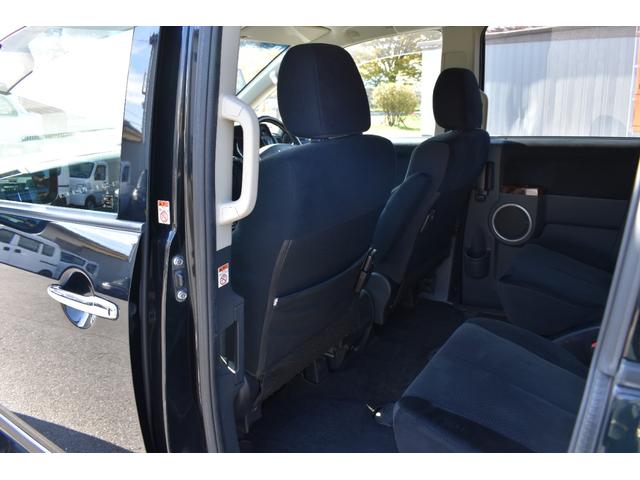 デリカD:5 シャモニー /7人乗り/4WD /純正HDDナビ/キャプテンシート/フロントカメラ/バックカメラ/サイドカメラ/クルーズコントロール/HIDヘッドライト/フルセグTV/ETC/盗難防止装置/中古スタッドレスタイヤセット/保証付き(40枚目)