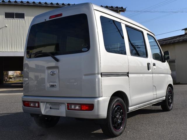 ハイゼットカーゴ ＤＸ　パートタイム４ＷＤ／エアバック／プライバシーガラス／両側スライドドア／オートマ車／同色オールペイント／保証付き（8枚目）