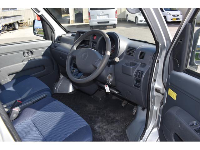 ハイゼットカーゴ ＤＸ　パートタイム４ＷＤ／エアバック／プライバシーガラス／両側スライドドア／オートマ車／同色オールペイント／保証付き（14枚目）