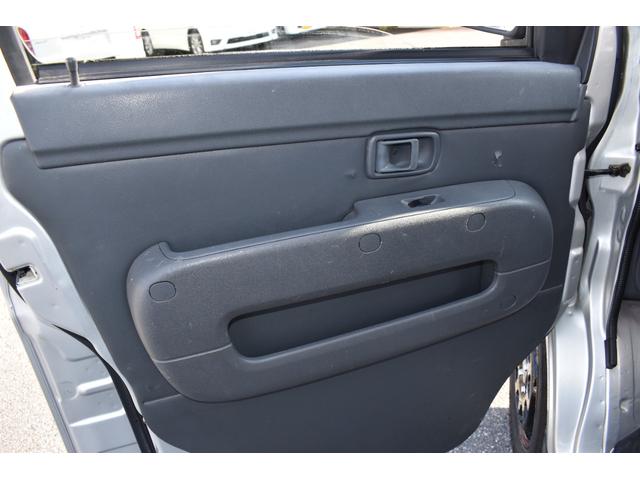 ハイゼットカーゴ ＤＸ　パートタイム４ＷＤ／エアバック／プライバシーガラス／両側スライドドア／オートマ車／同色オールペイント／保証付き（15枚目）