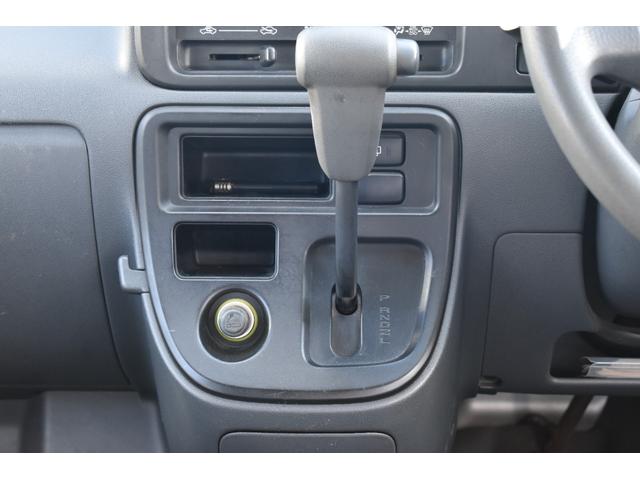ハイゼットカーゴ ＤＸ　パートタイム４ＷＤ／エアバック／プライバシーガラス／両側スライドドア／オートマ車／同色オールペイント／保証付き（17枚目）